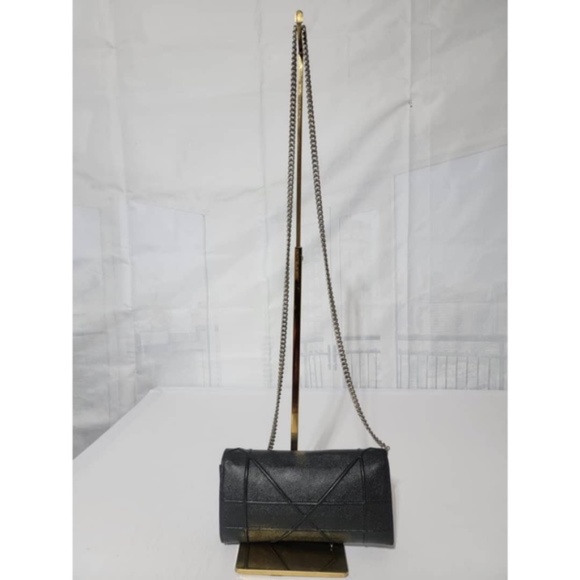 Authentic CHRISTIAN DIOR Diorama Wallet On Chain Black - Picture 9 of 16